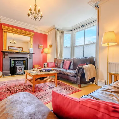 6 Bed In Sz481 *