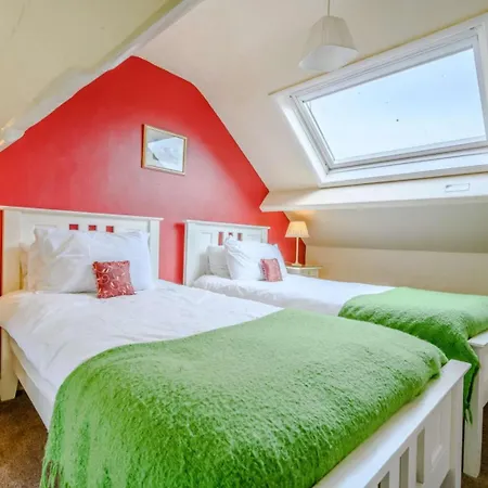 6 Bed In Oc-sz481 Tatil Evi