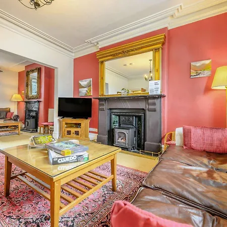 Сasa de vacaciones 6 Bed In Sz481 *