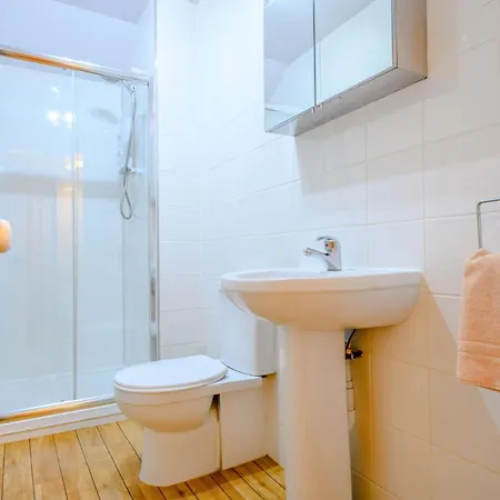 Сasa de vacaciones 6 Bed In Sz481 *